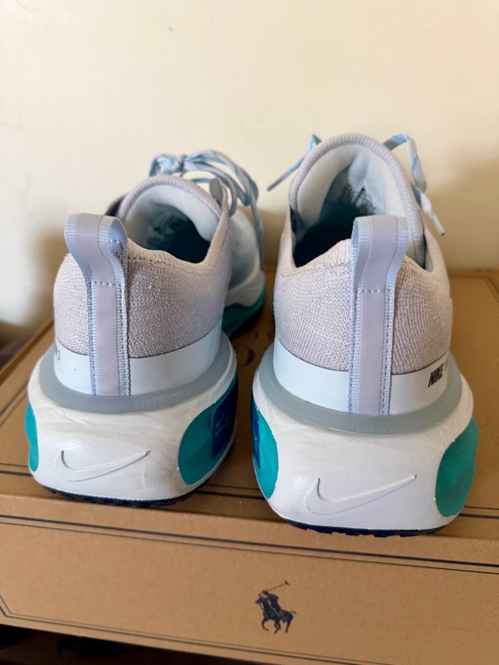 Nike Invincible Run 3 Men's Running Shoes - Light Blue & Teal - Picture 4 of 5